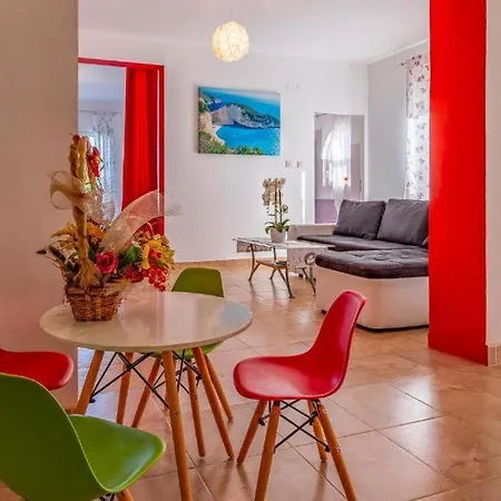 Casa Loreta - Pet Friendly With Pool * Šišan
