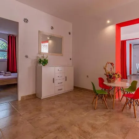 Casa Loreta - Pet Friendly With Pool *