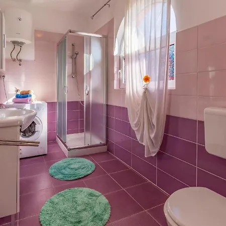 Casa Loreta - Pet Friendly With Pool